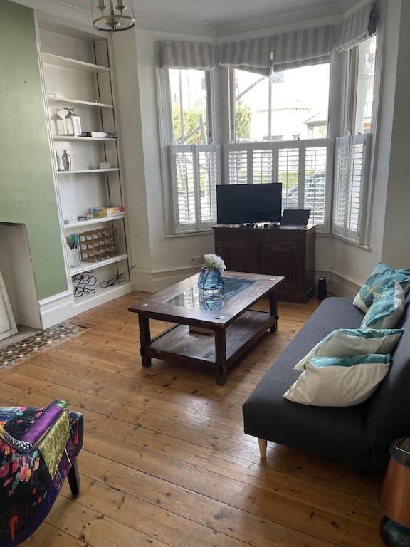 Appartement Beautiful Ground Floor Garden Flat à Londres Extérieur photo
